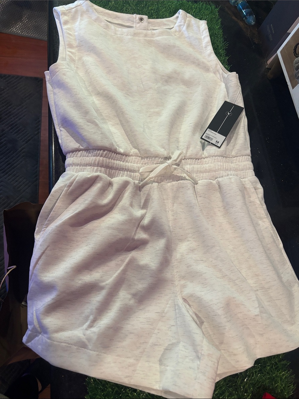 Velocity Women’s White Drawstring Waist Shorts Romper medium
